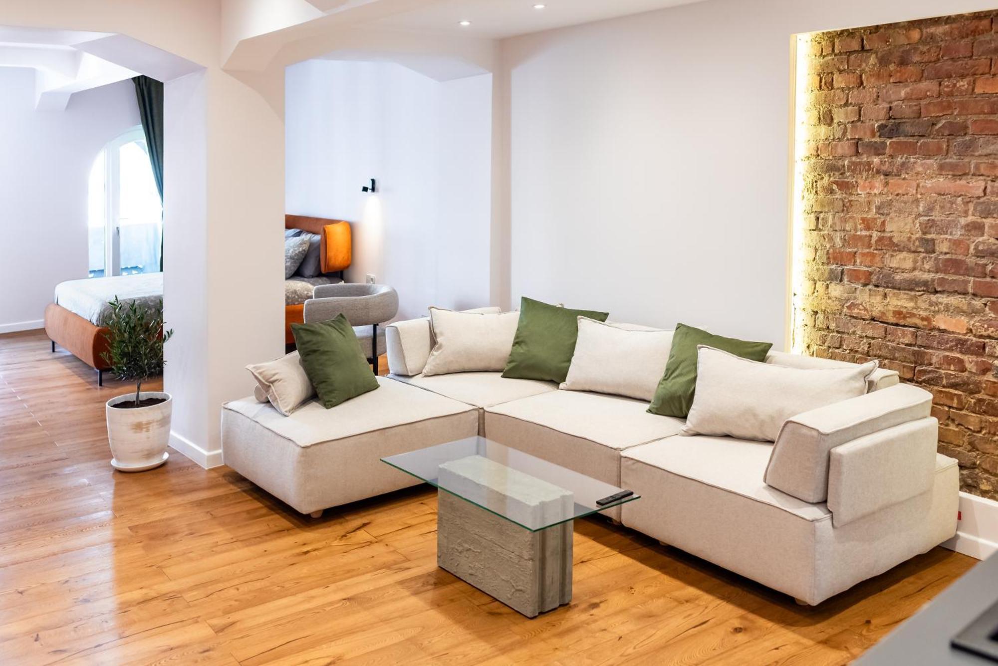 Thome Continental Apartament *